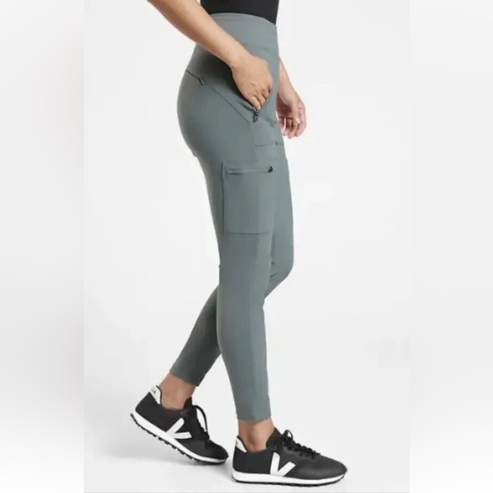 NWOT Athleta Headlands Cargo in Metropolis Green Blue Grey Sz 14